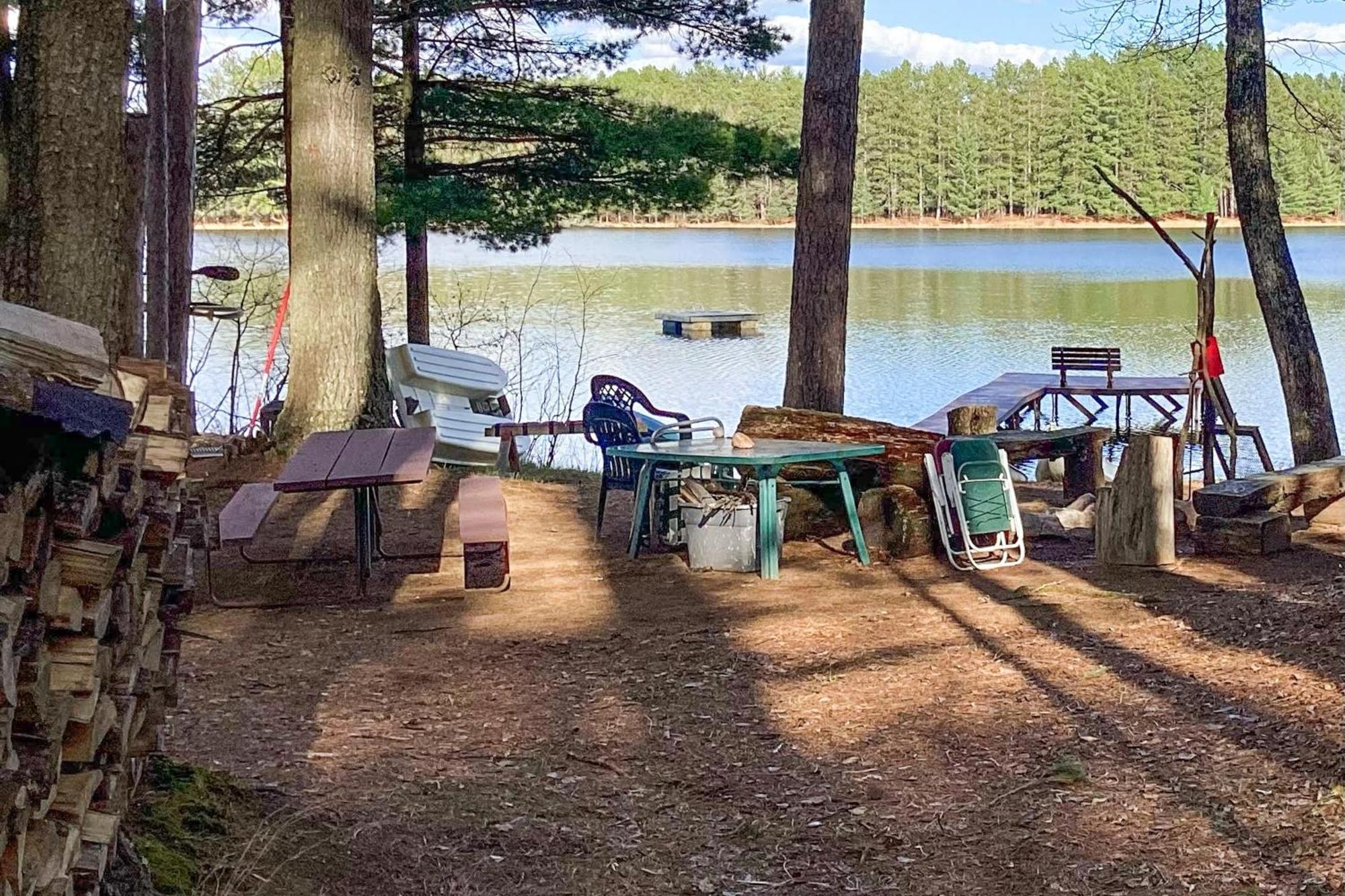 Hotter'S Cabin Sayner Esterno foto