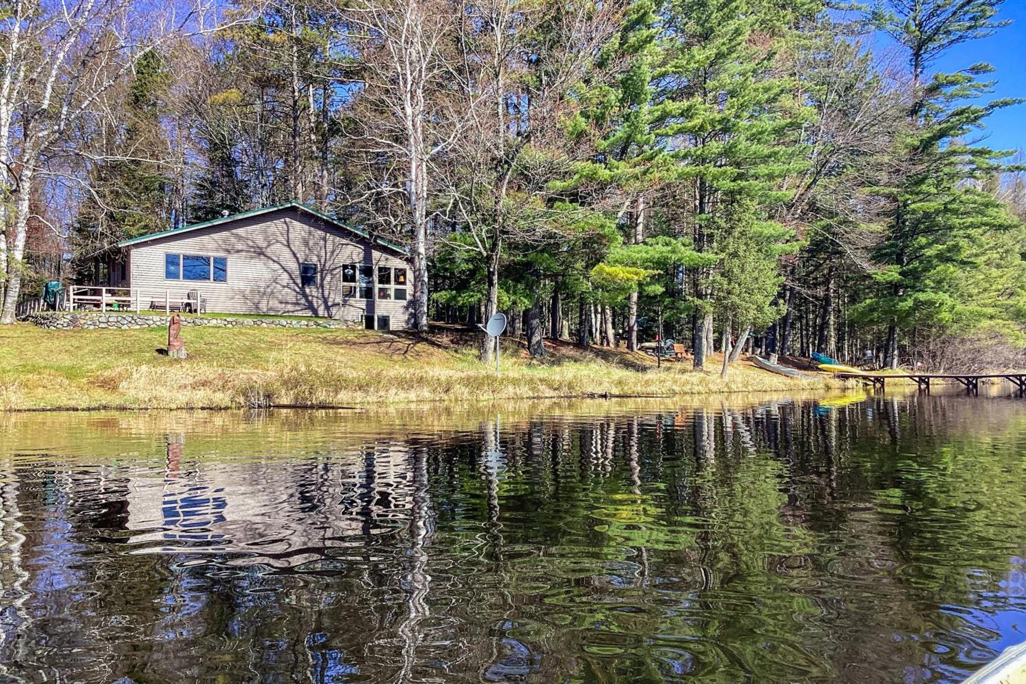 Hotter'S Cabin Sayner Esterno foto